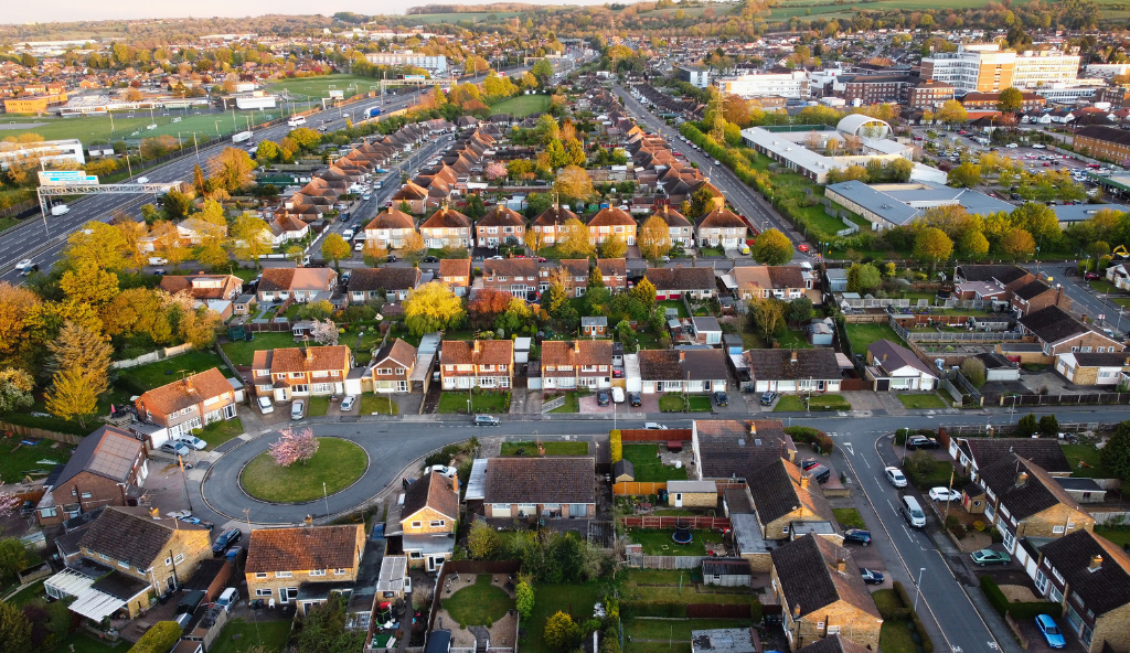 Luton Location